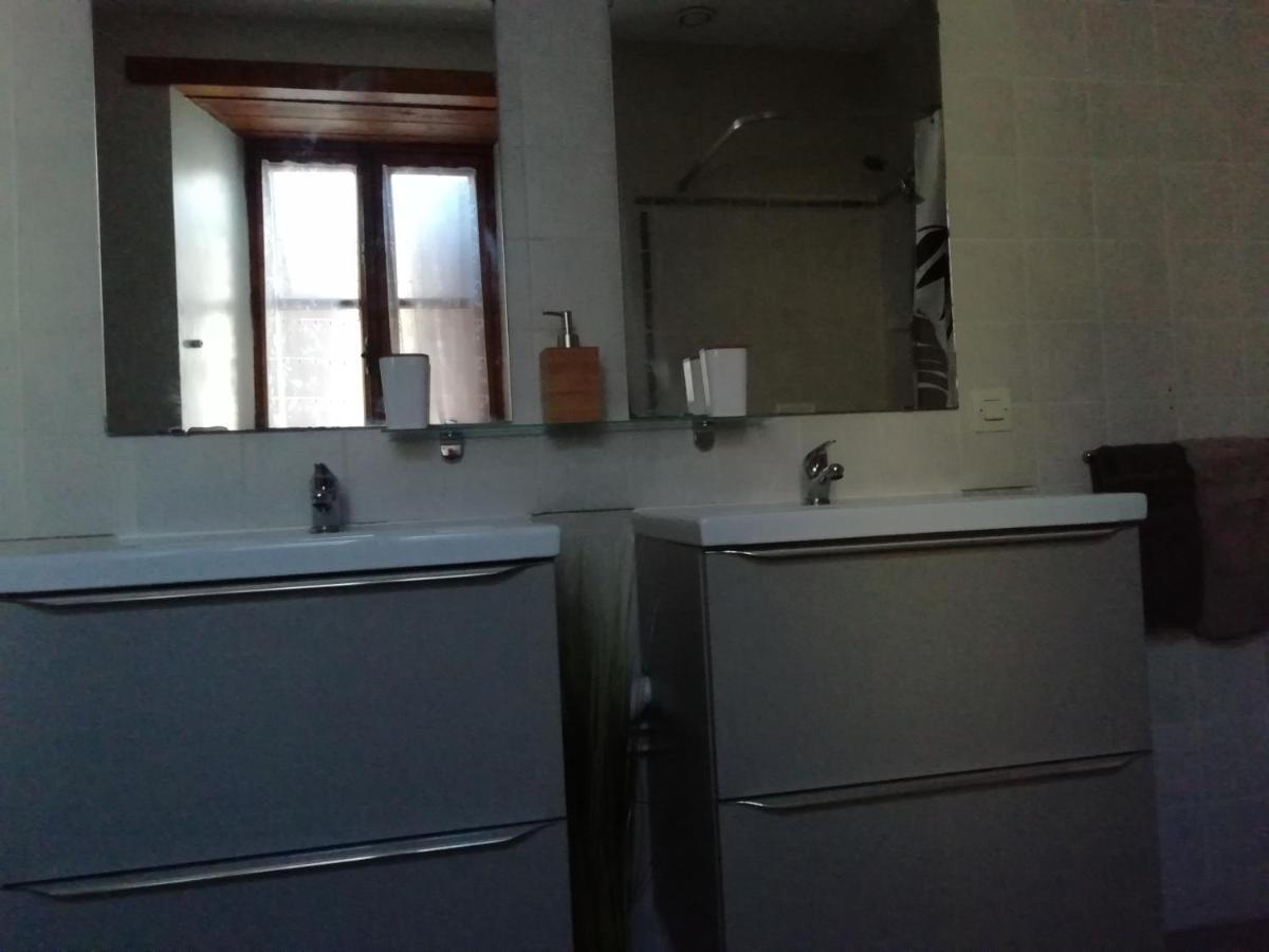 Le Rouge Robin Villa Fougax-et-Barrineuf ภายนอก รูปภาพ