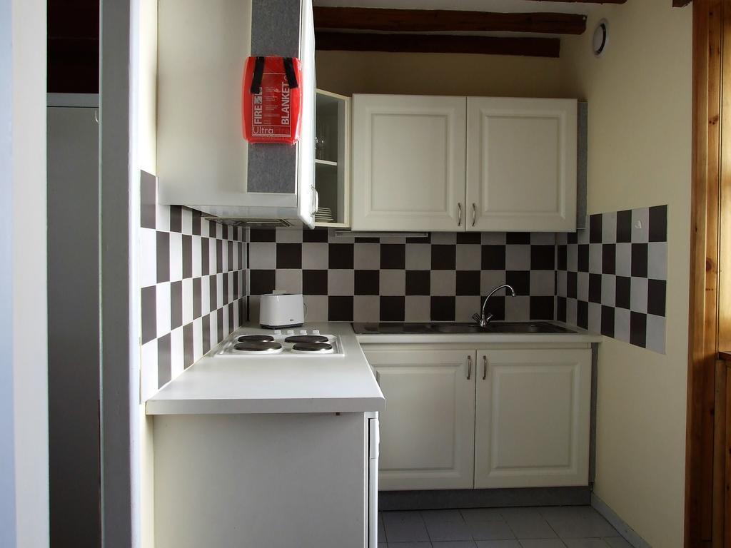 Le Rouge Robin Villa Fougax-et-Barrineuf ภายนอก รูปภาพ